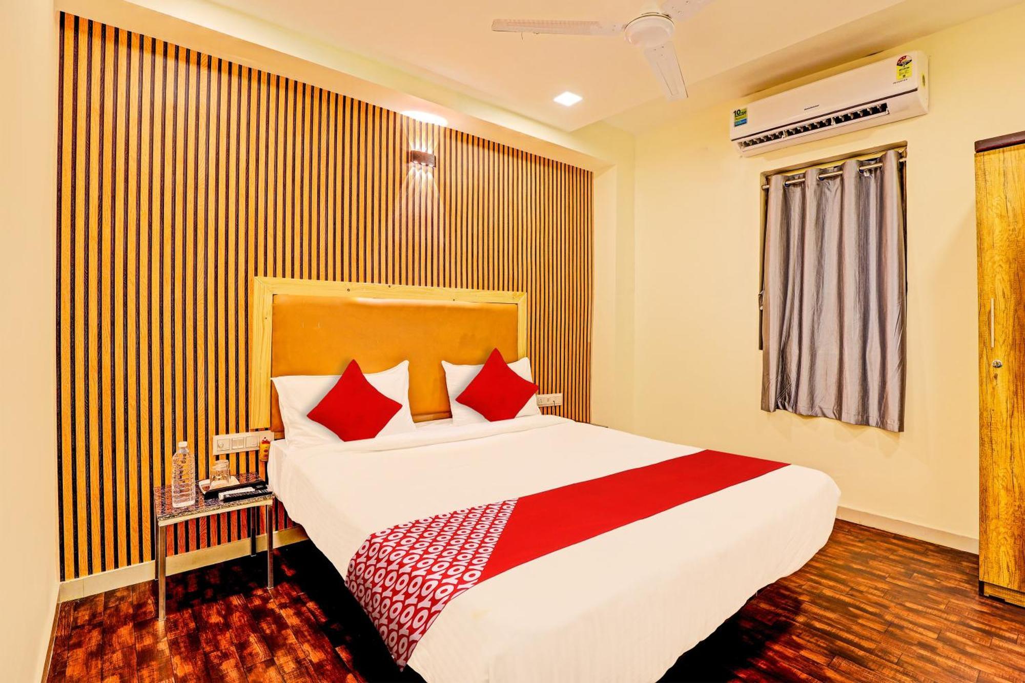 Hotel O Alexa Ahmedabad Exterior foto