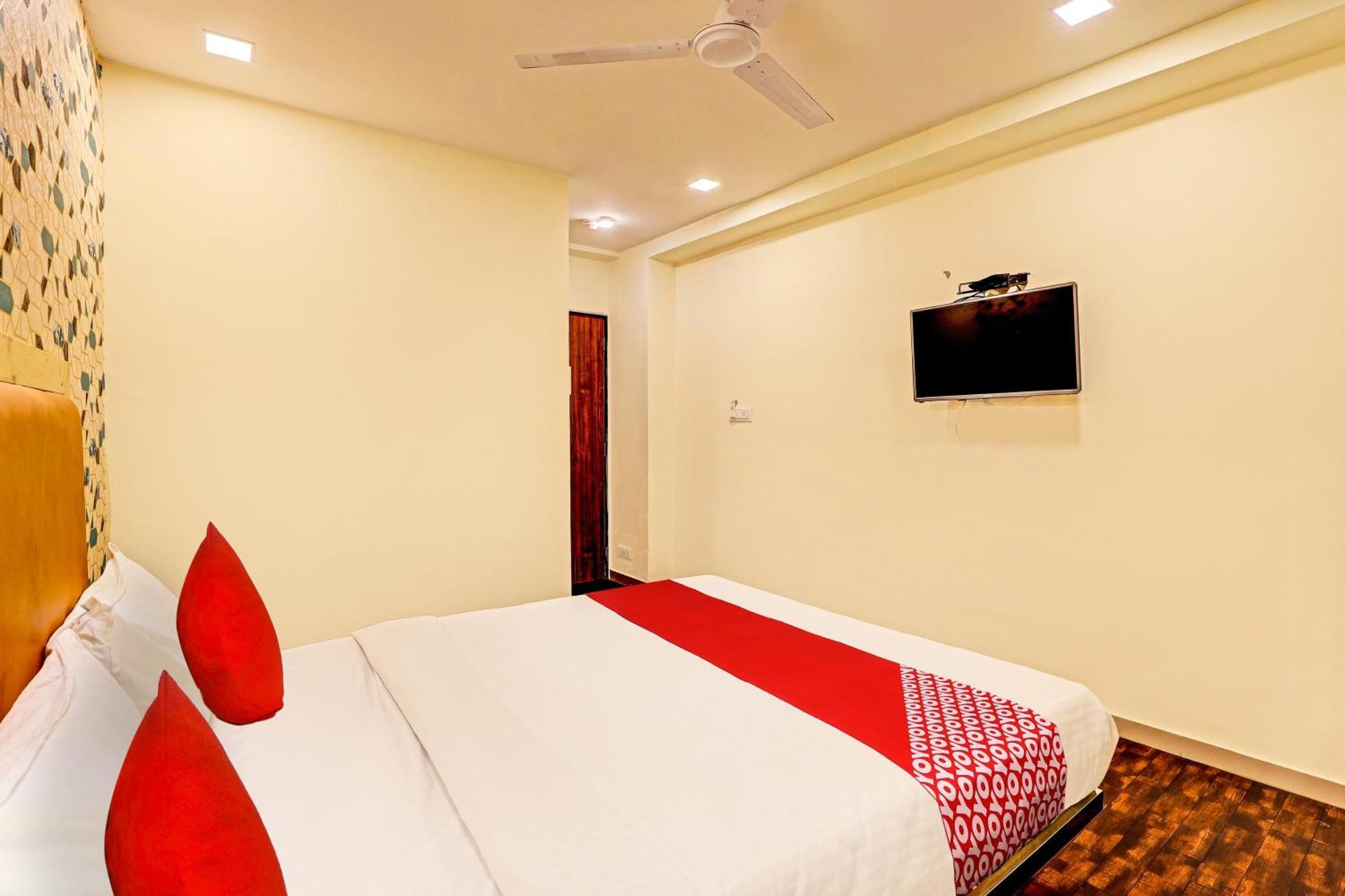 Hotel O Alexa Ahmedabad Exterior foto